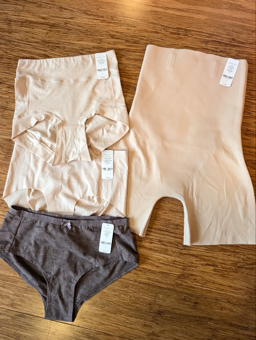 NWT 4 Pairs Understance Underwear Panties Shape wear Size S